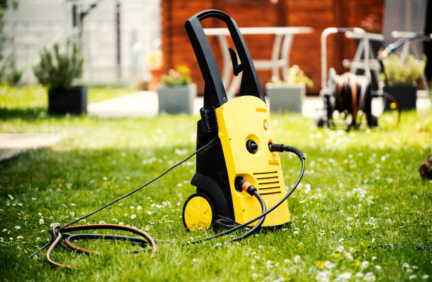 Best Spring Cleaning  in Meadow Glade, WA